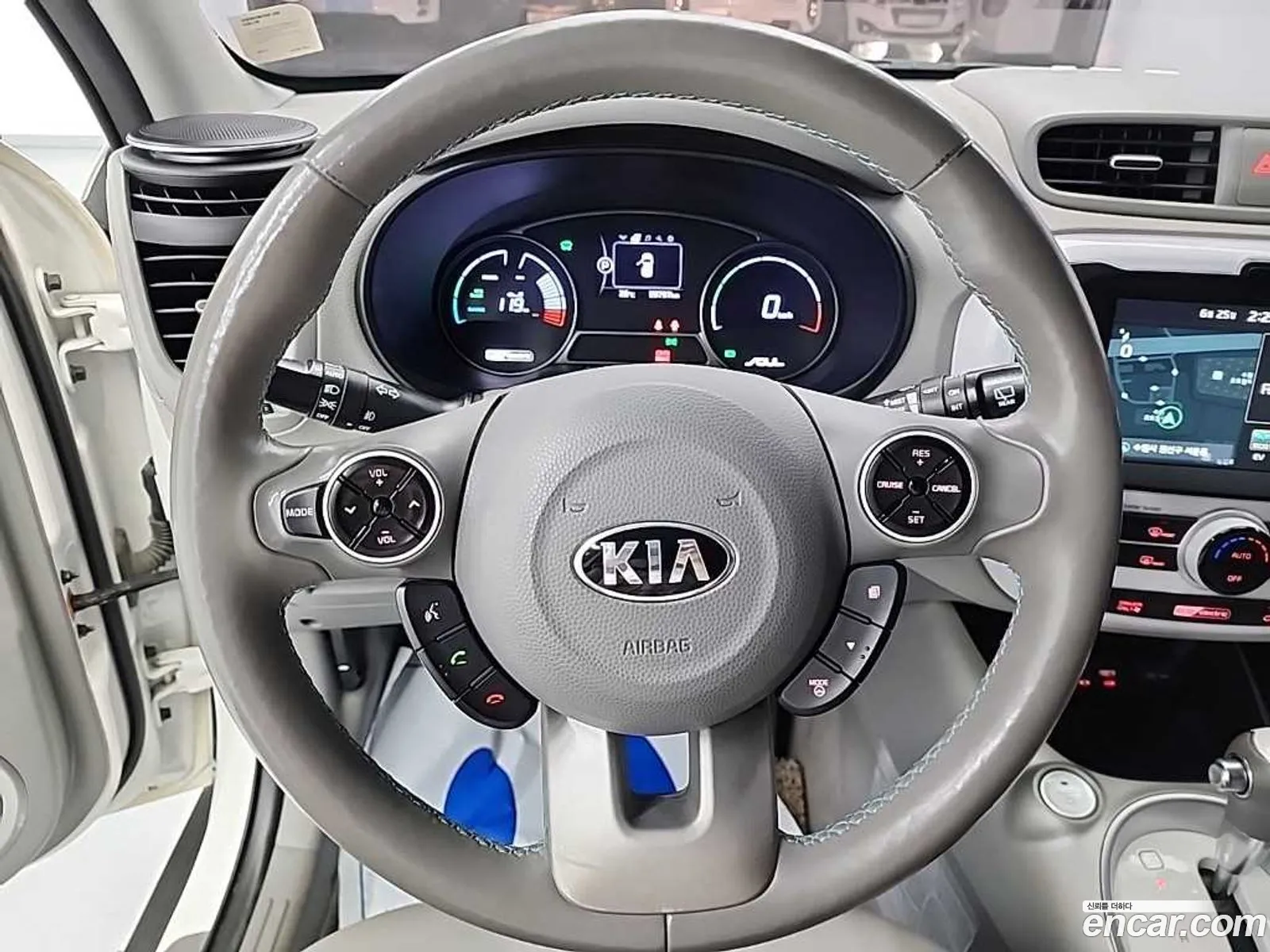 Kia Soul EV 2018 — 12