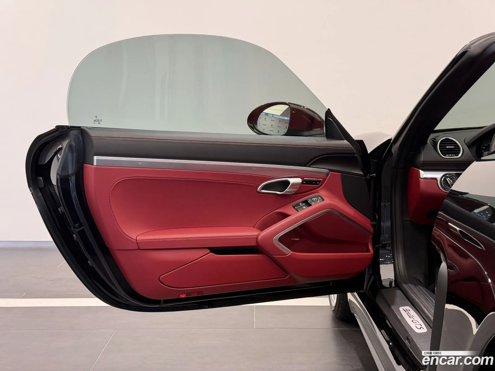 Porsche 718 Boxster 2024 — 19