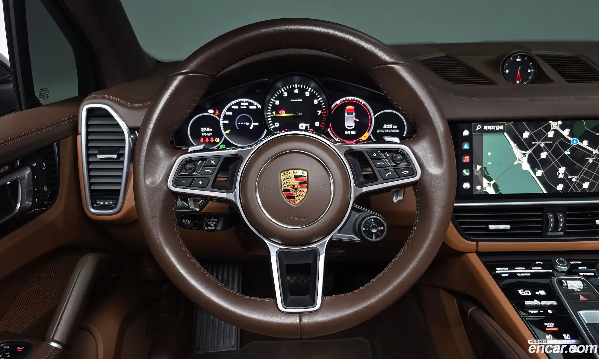 Porsche Cayenne 2023 — 27