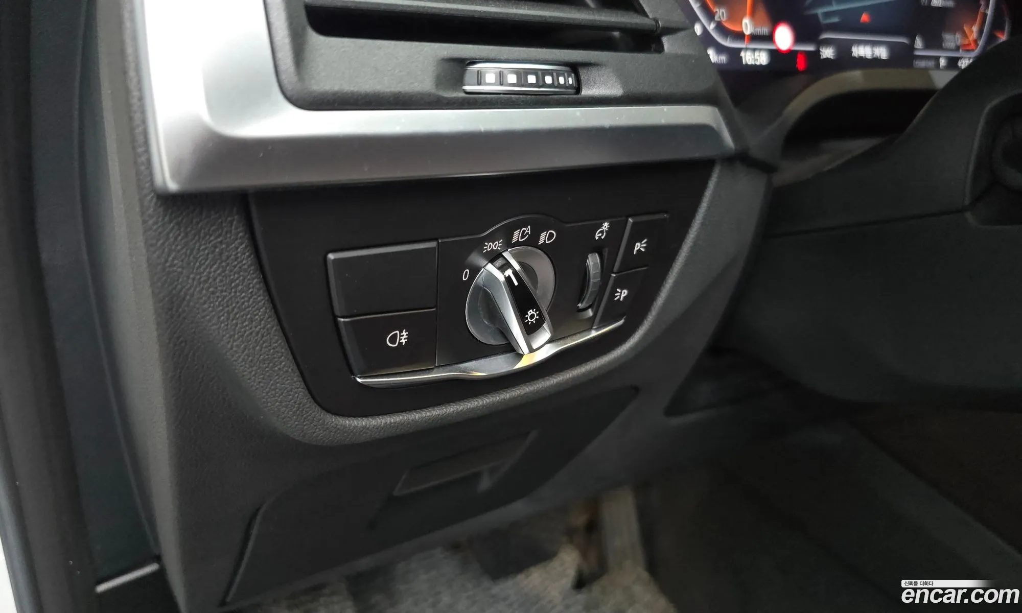 BMW X4 2023 — 8