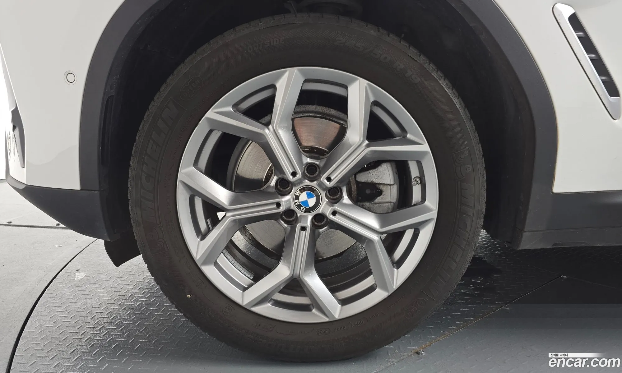 BMW X4 2023 — 27