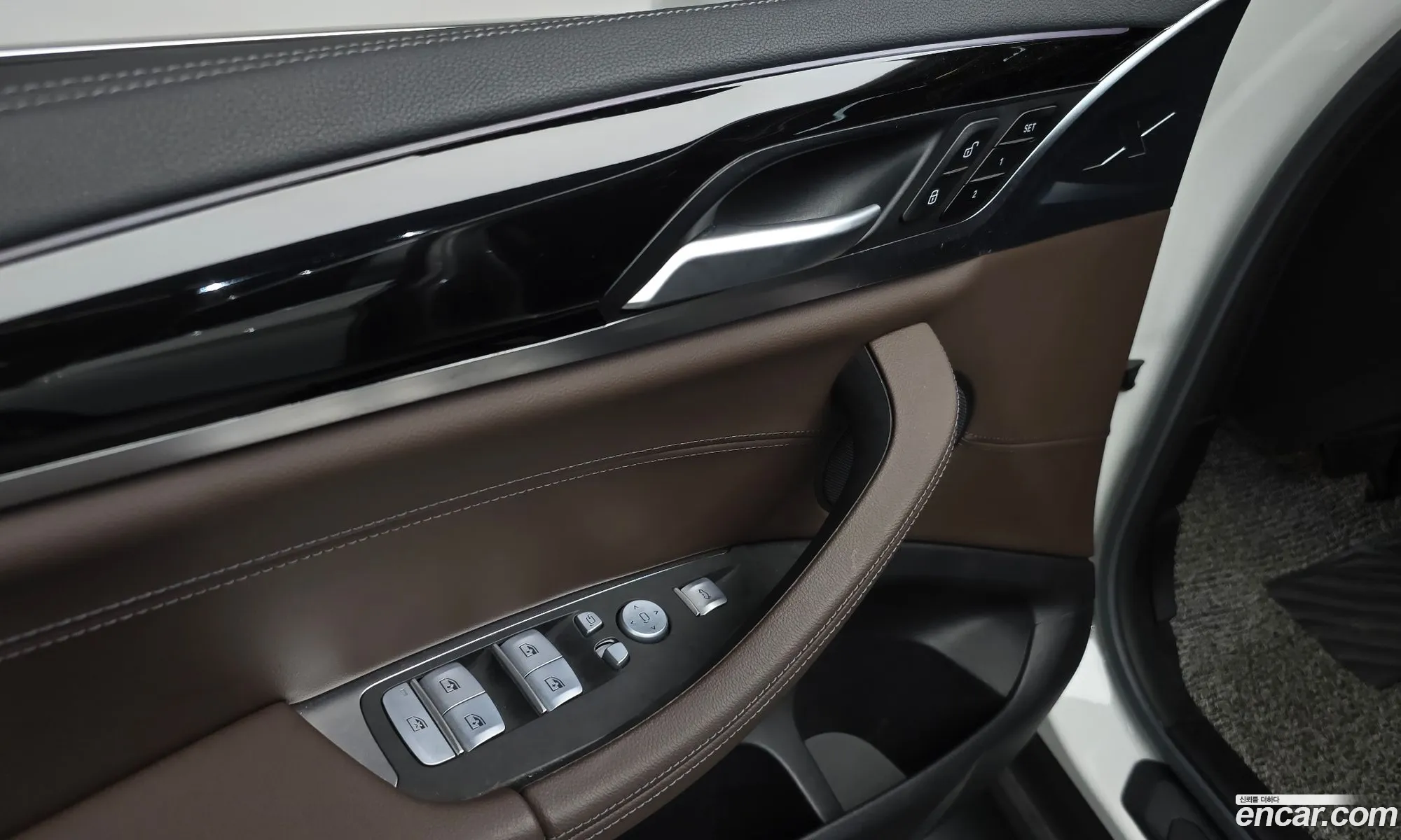 BMW X4 2023 — 18