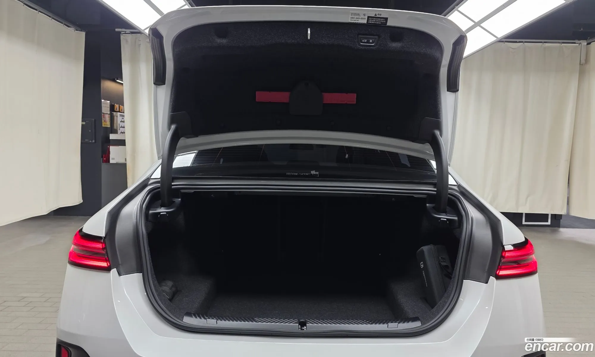 BMW 5 Series 2025 — 5