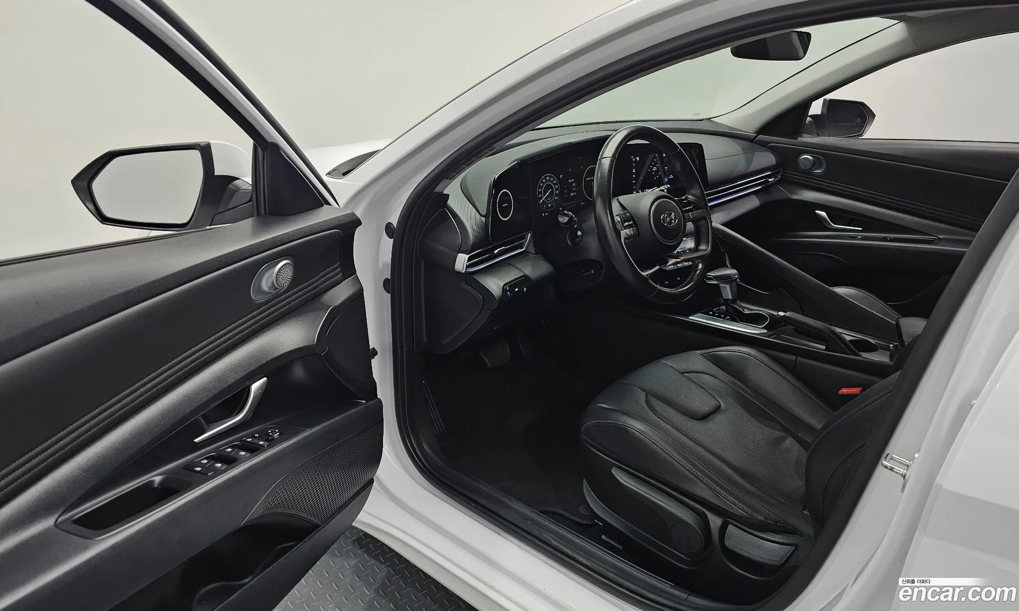 Hyundai Elantra 2020 — 9