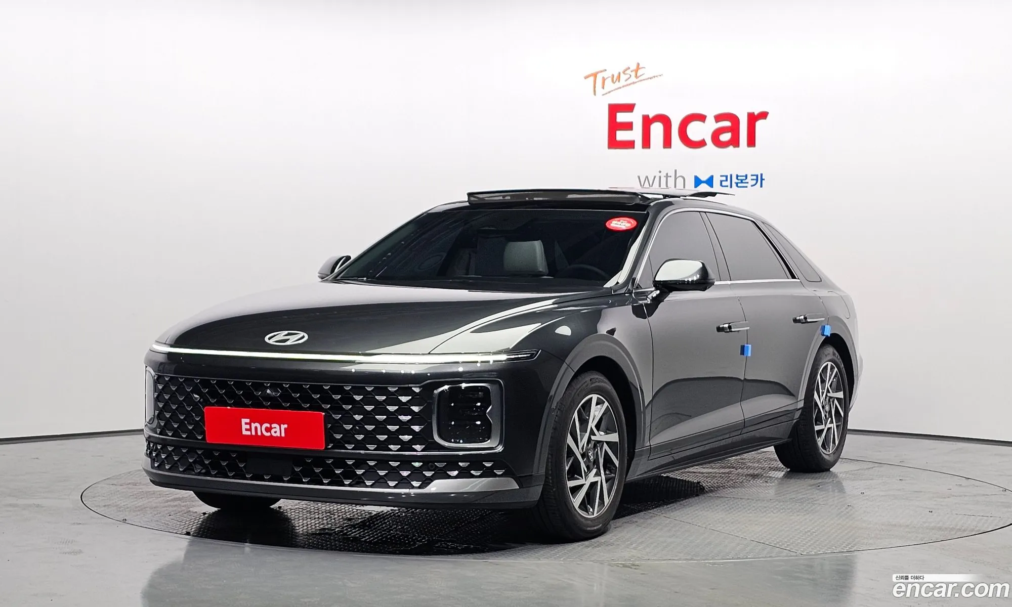 Hyundai Grandeur Hybrid 2023 — 21