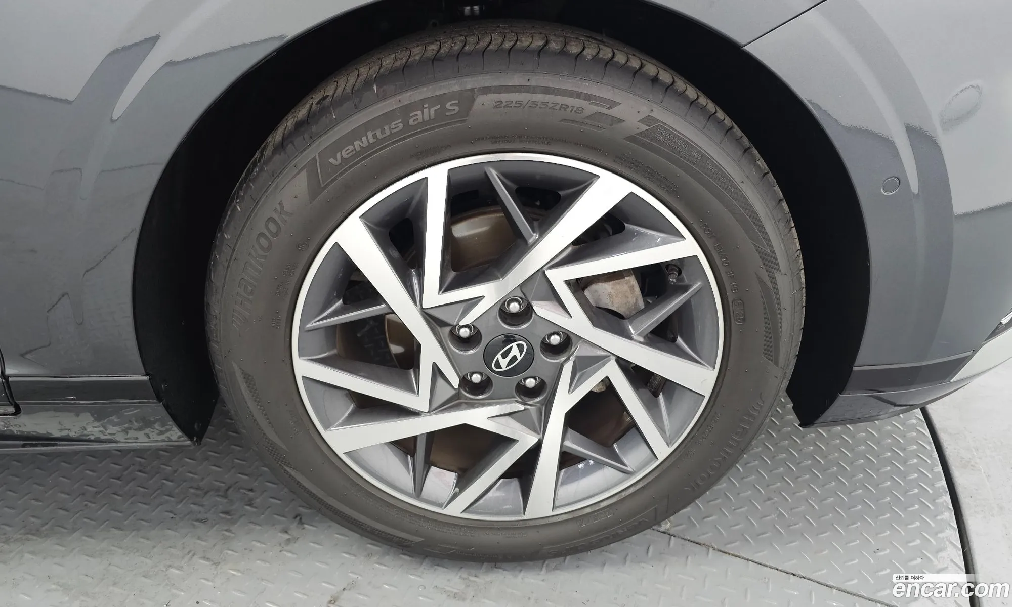 Hyundai Grandeur Hybrid 2023 — 16