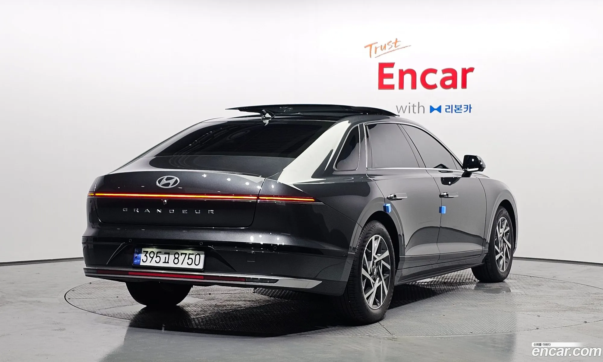 Hyundai Grandeur Hybrid 2023 — 23