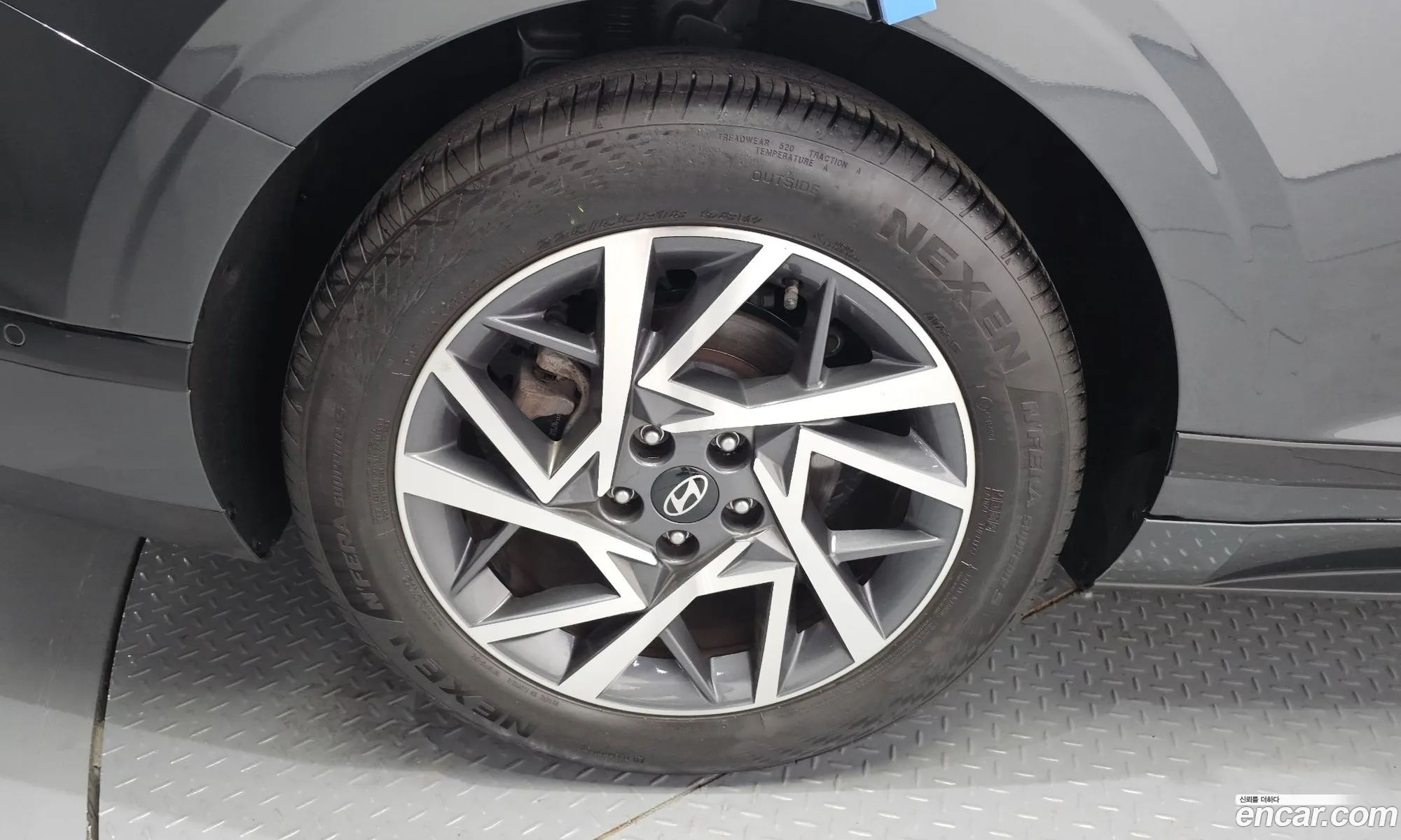 Hyundai Grandeur Hybrid 2023 — 3