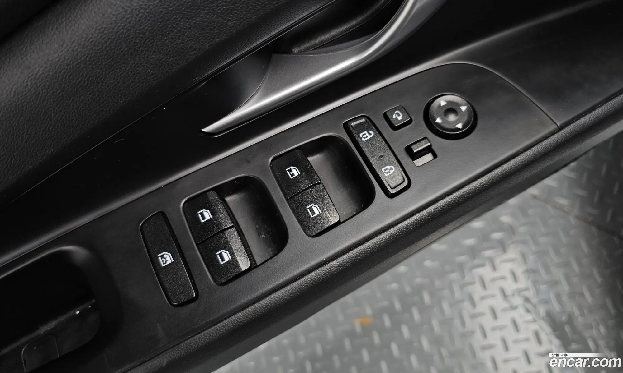 Hyundai Elantra Hybrid 2022 — 6