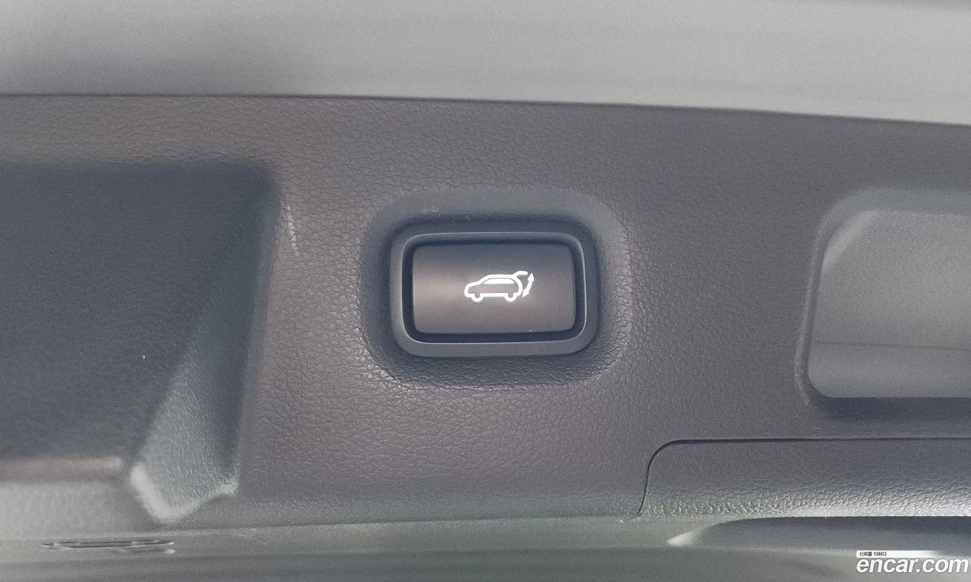 Hyundai Santa Fe 2023 — 28