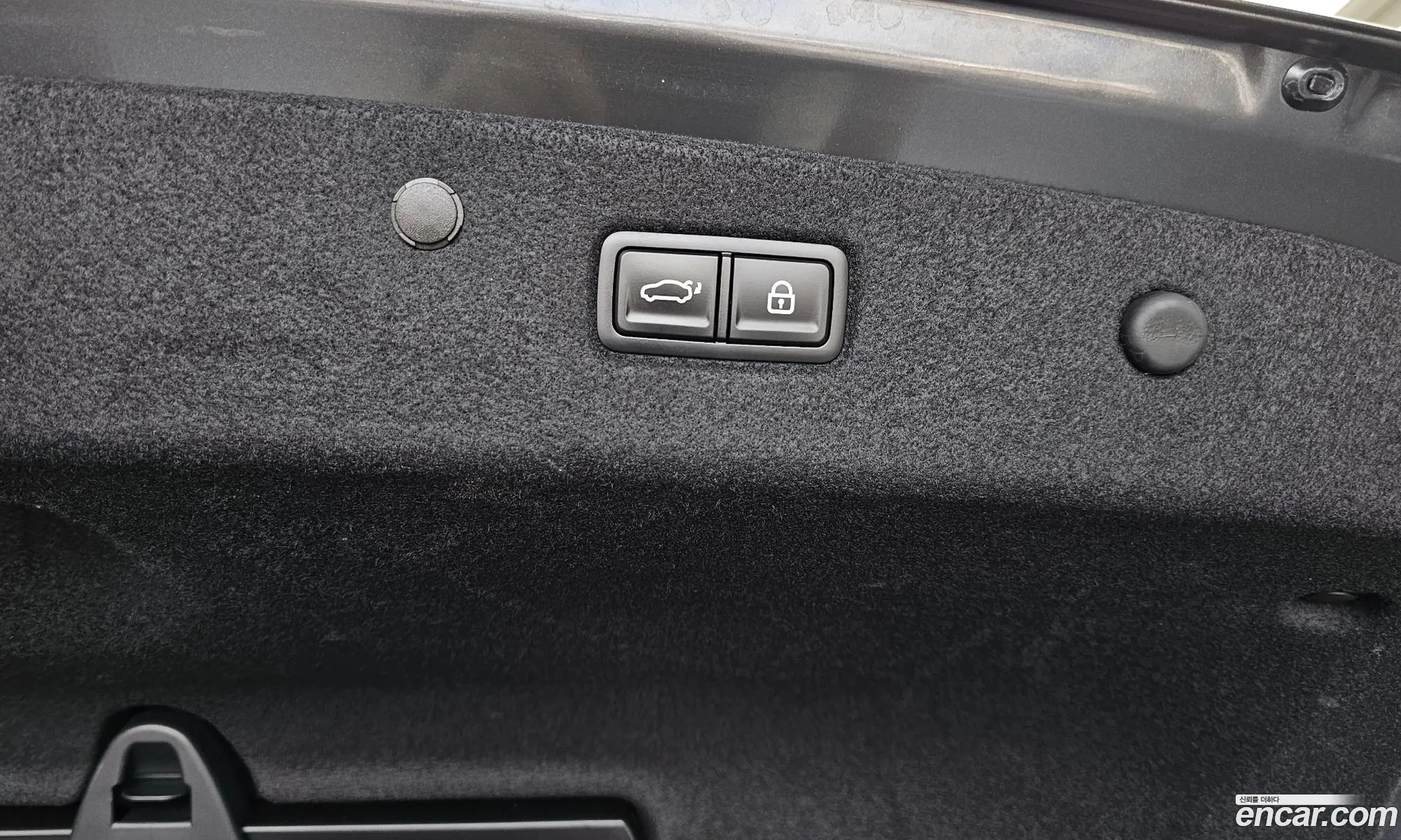 Kia K8 Hybrid 2024 — 16