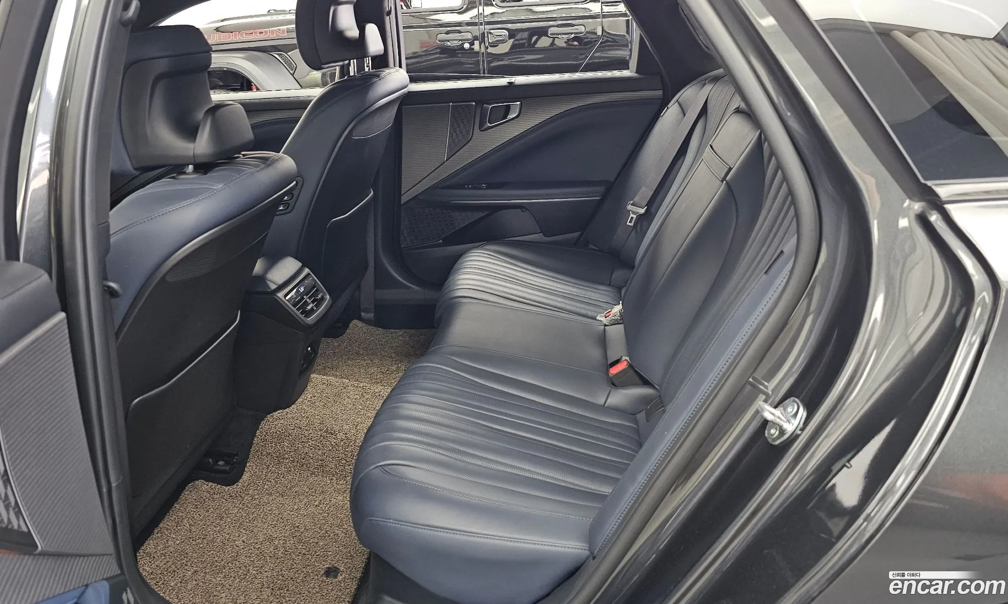Kia K8 Hybrid 2024 — 15
