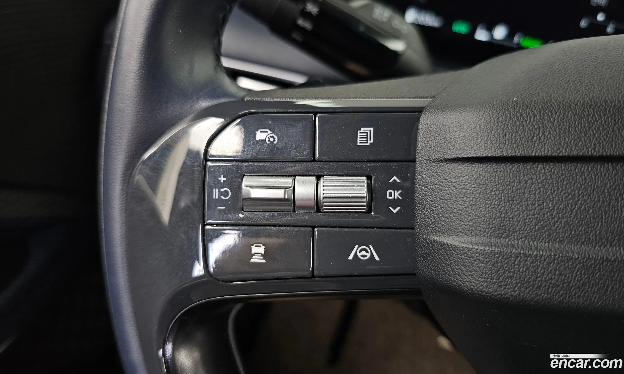 Kia K8 Hybrid 2024 — 11