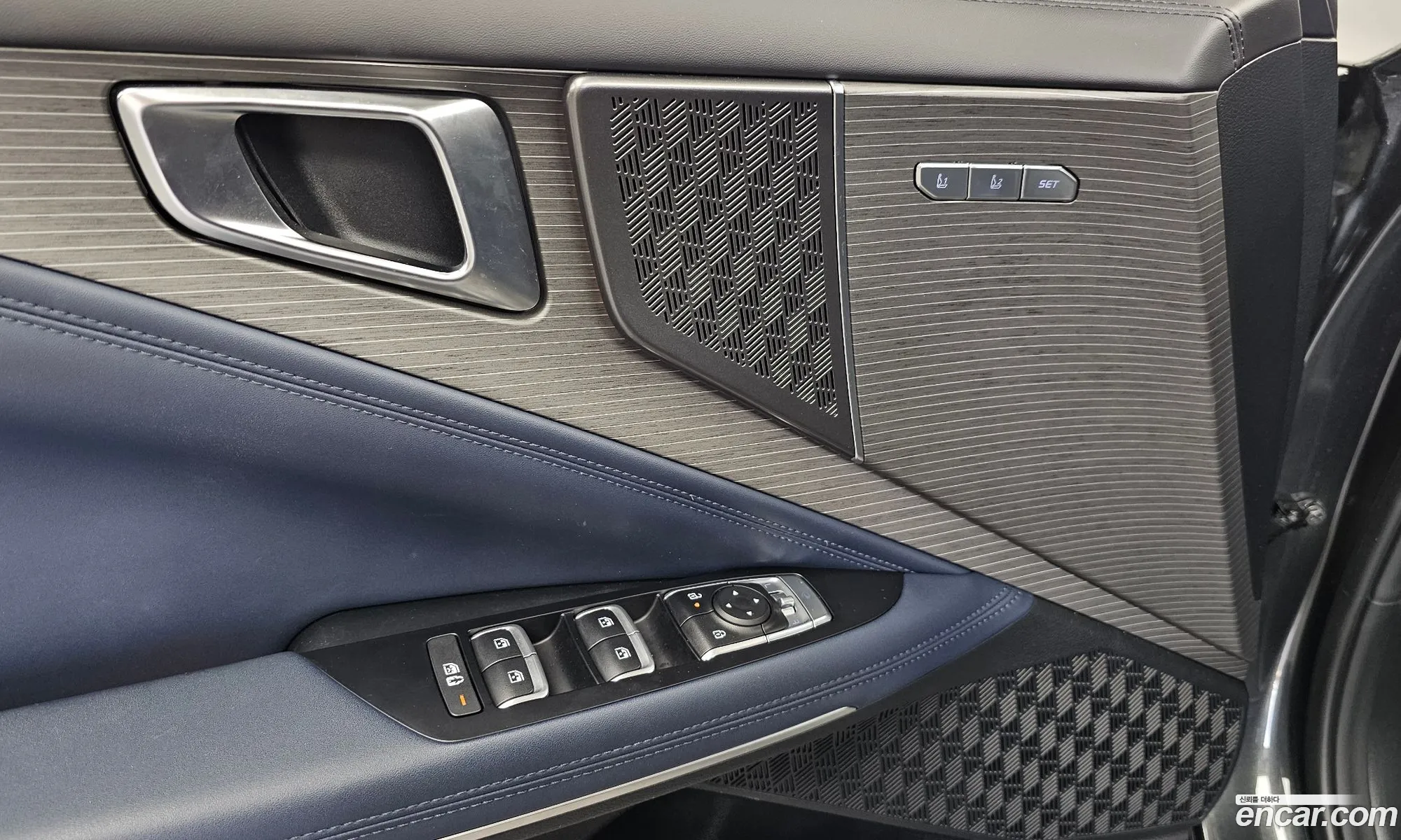 Kia K8 Hybrid 2024 — 25