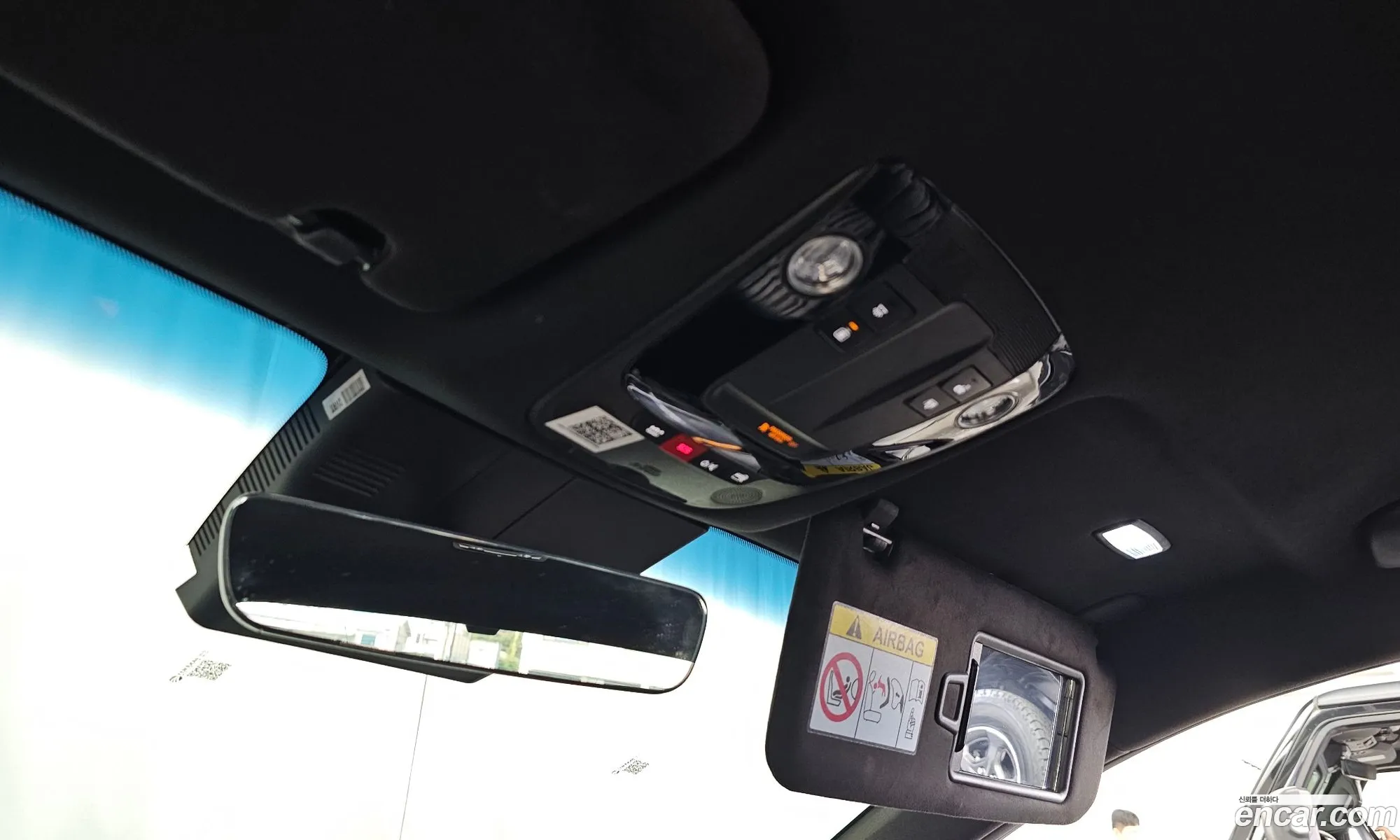 Kia K8 Hybrid 2024 — 27