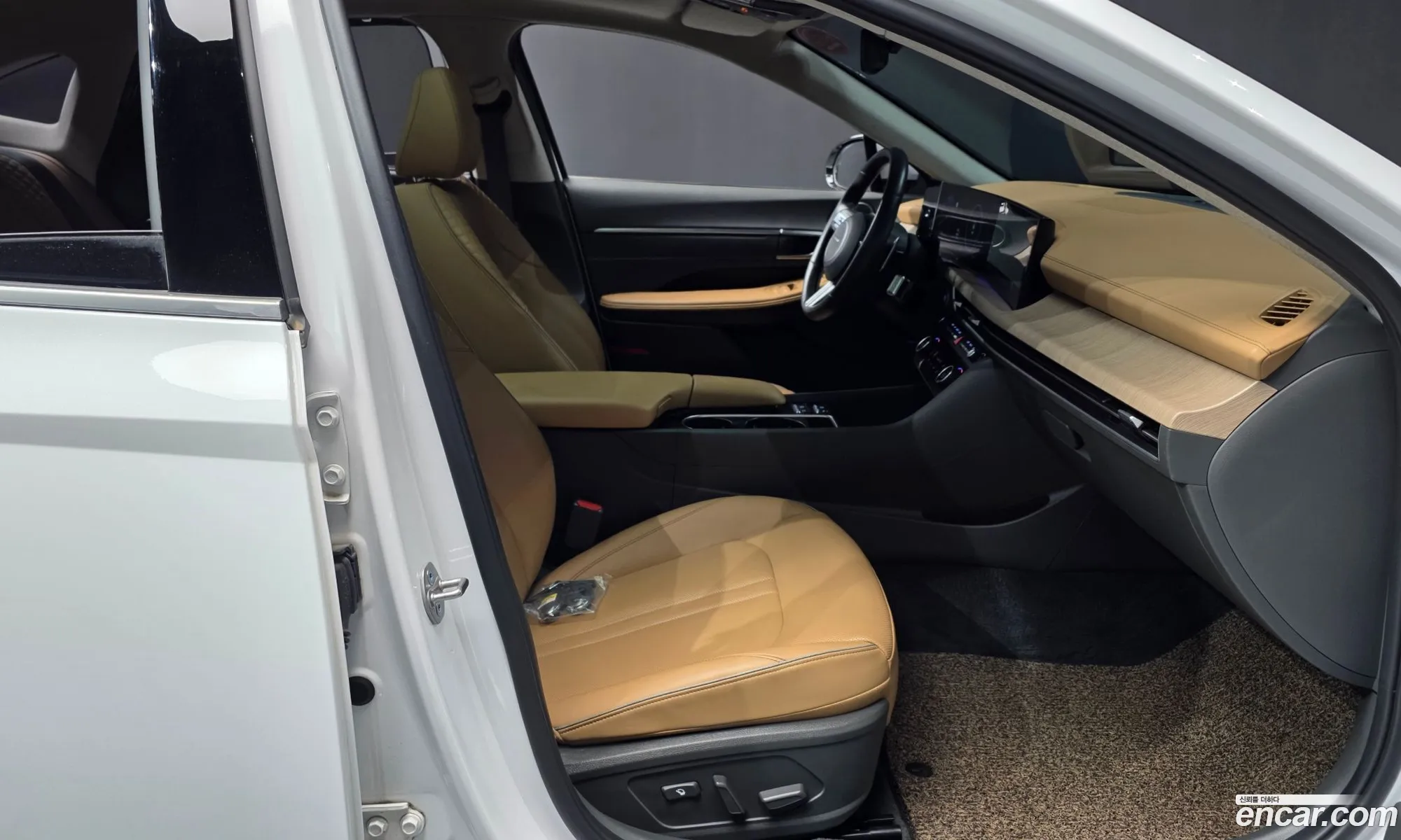 Hyundai Sonata the Edge 2023 — 4