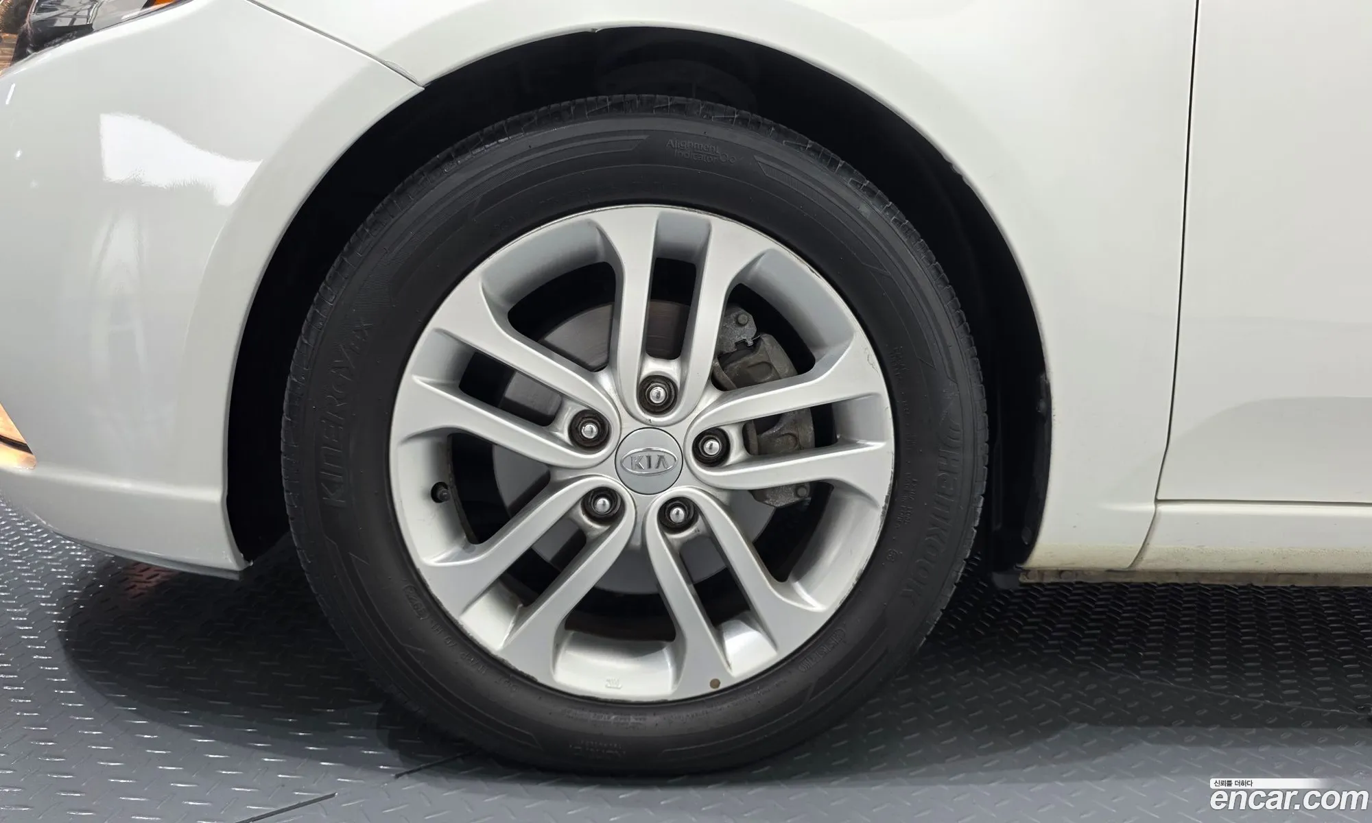 Kia Forte Hatchback 2012 — 4