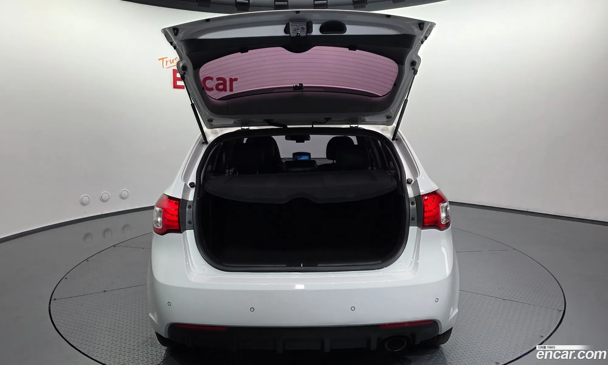 Kia Forte Hatchback 2012 — 22