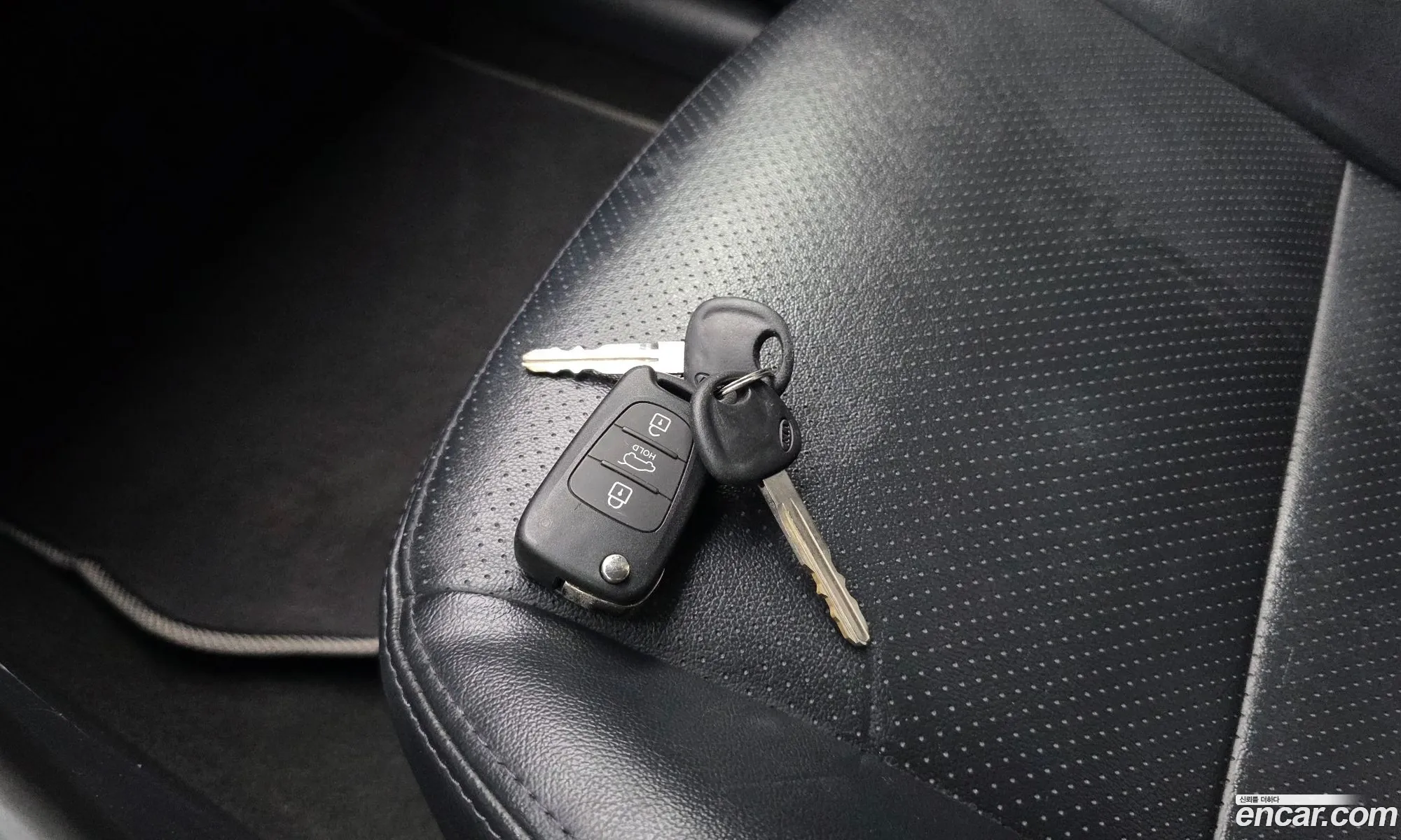 Kia Forte Hatchback 2012 — 13