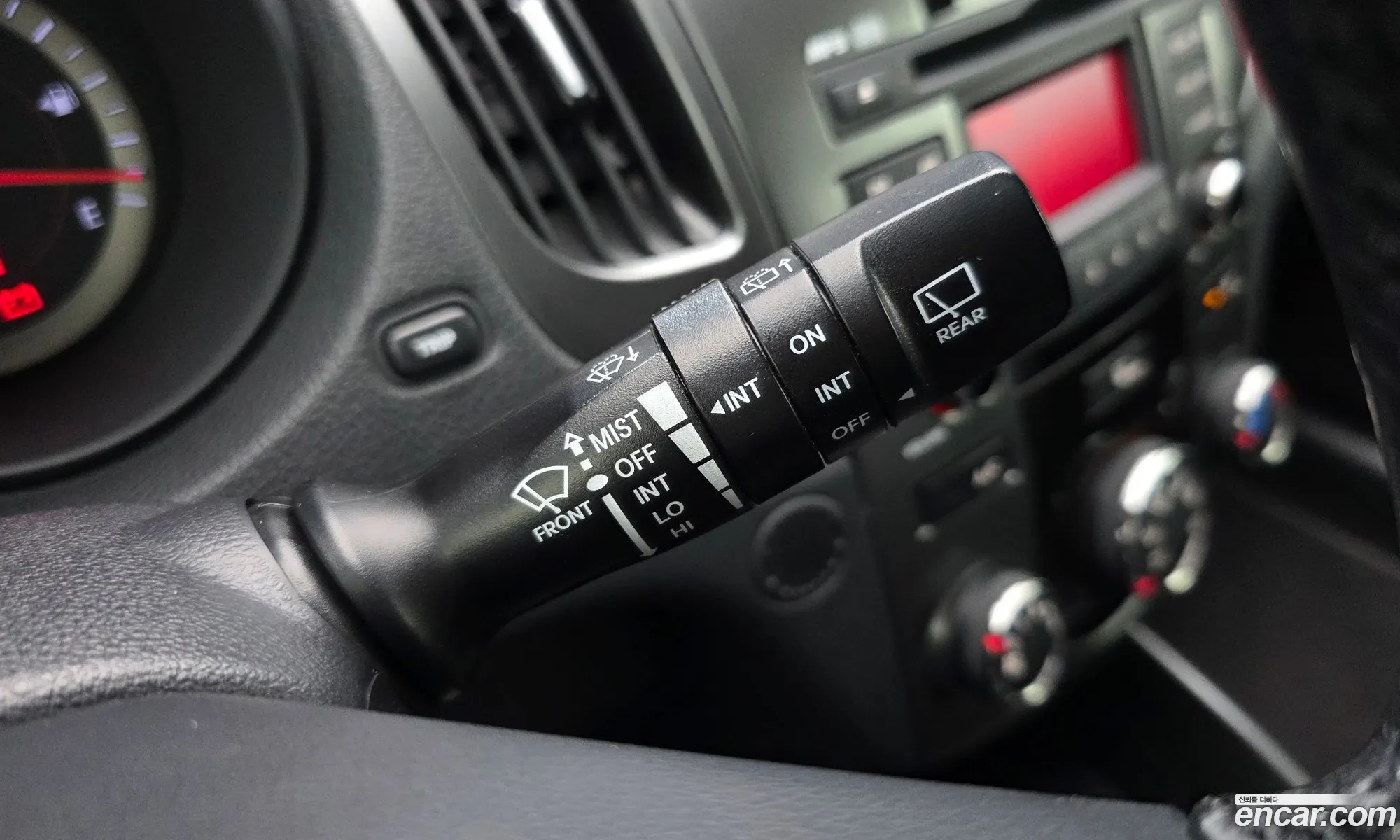 Kia Forte Hatchback 2012 — 30