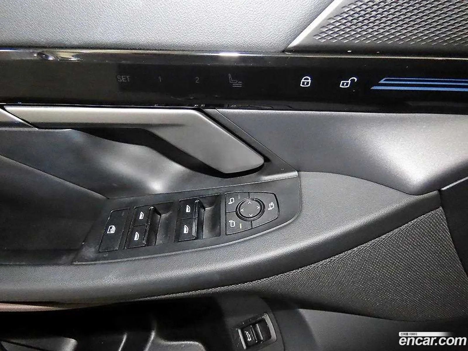 BMW 5 Series 2024 — 8