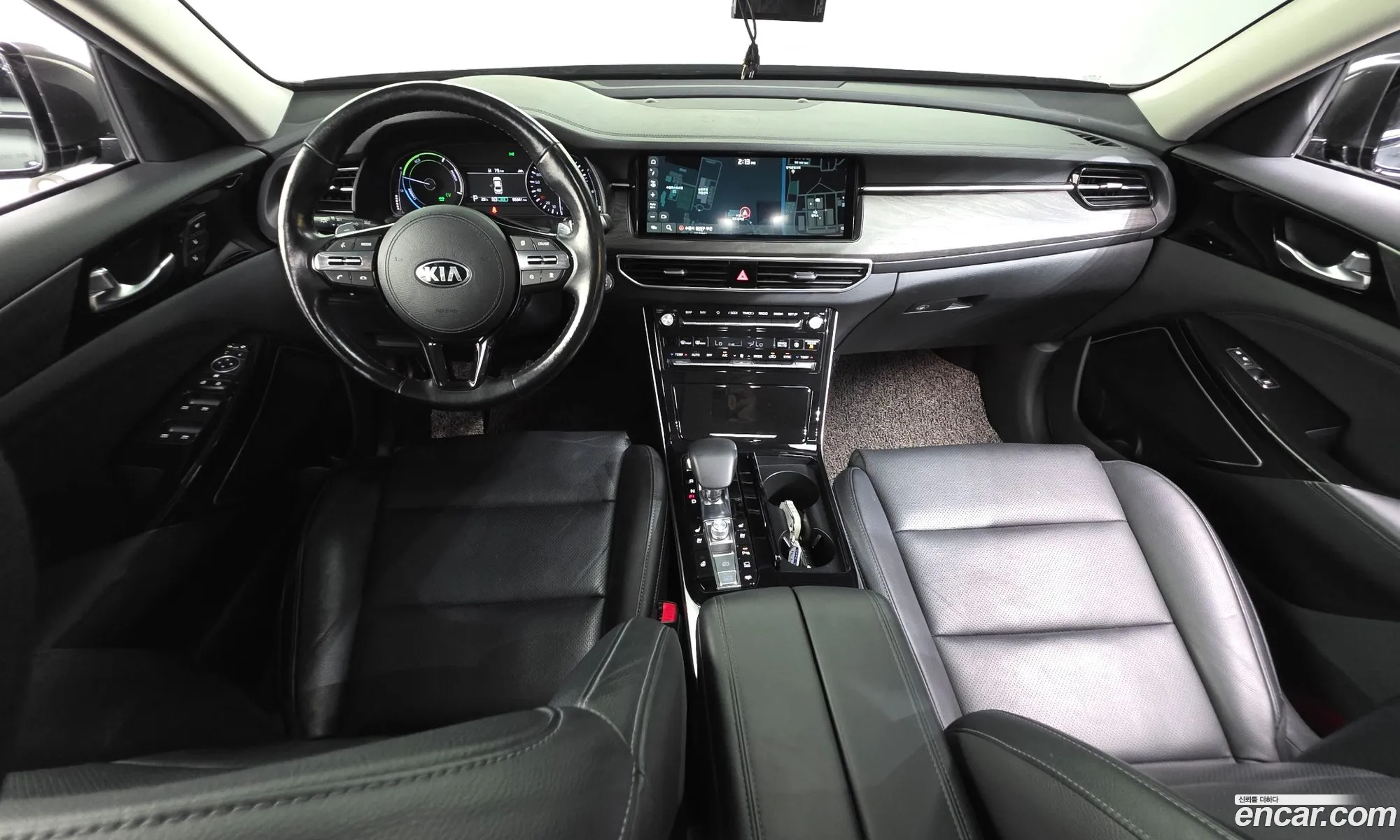 Kia K7 Premier Hybrid 2020 — 16