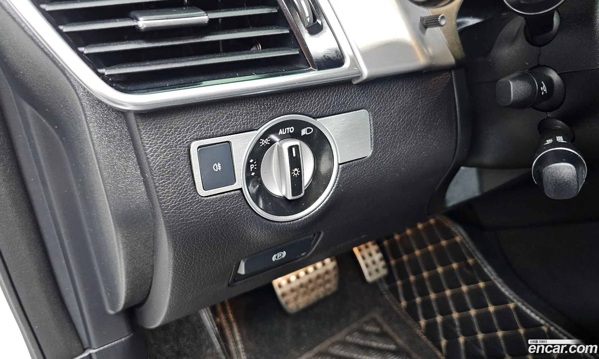 Mercedes-Benz GLE-Class W166 2017 WDCED2EB3HA054764 — 16