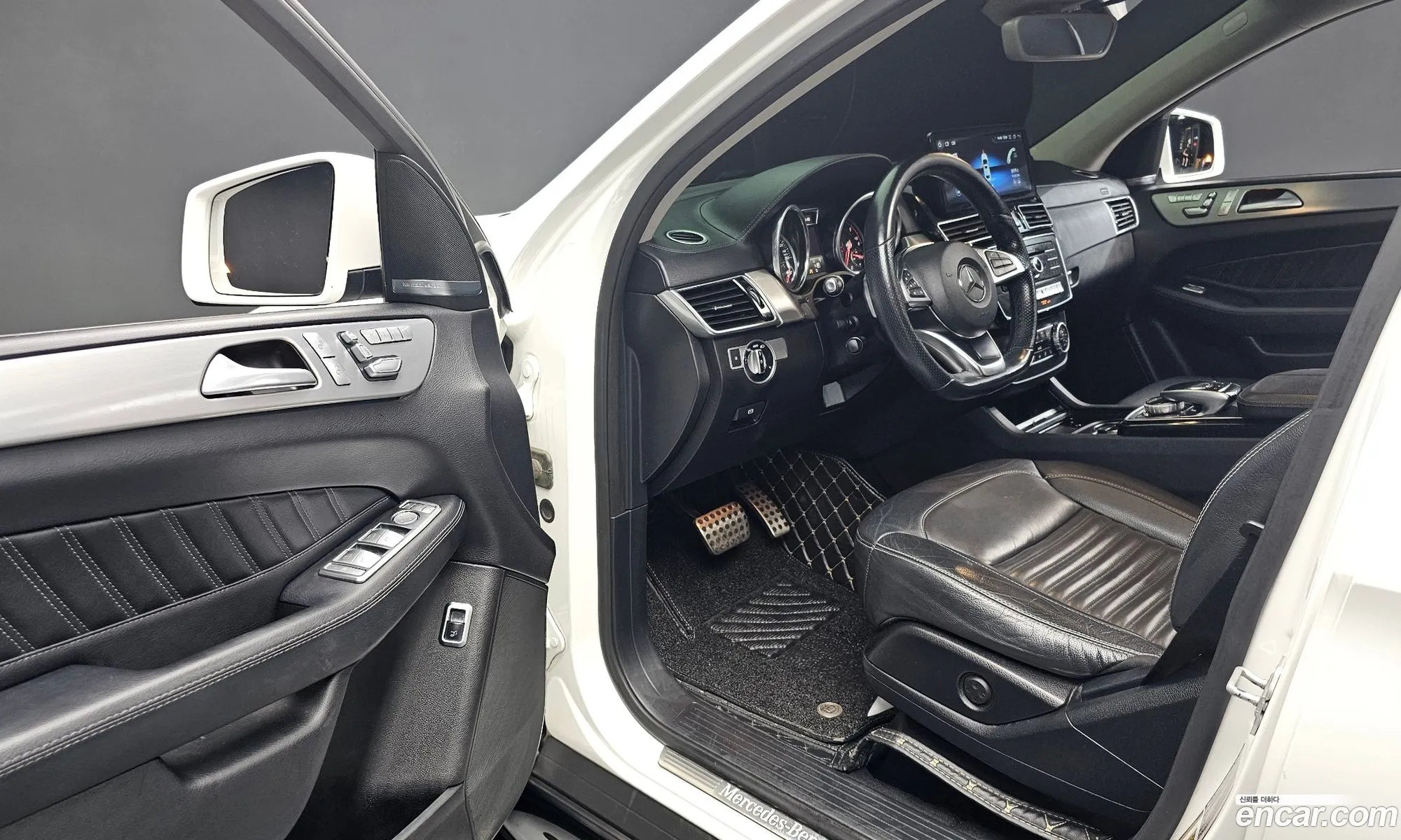 Mercedes-Benz GLE-Class W166 2017 WDCED2EB3HA054764 — 12