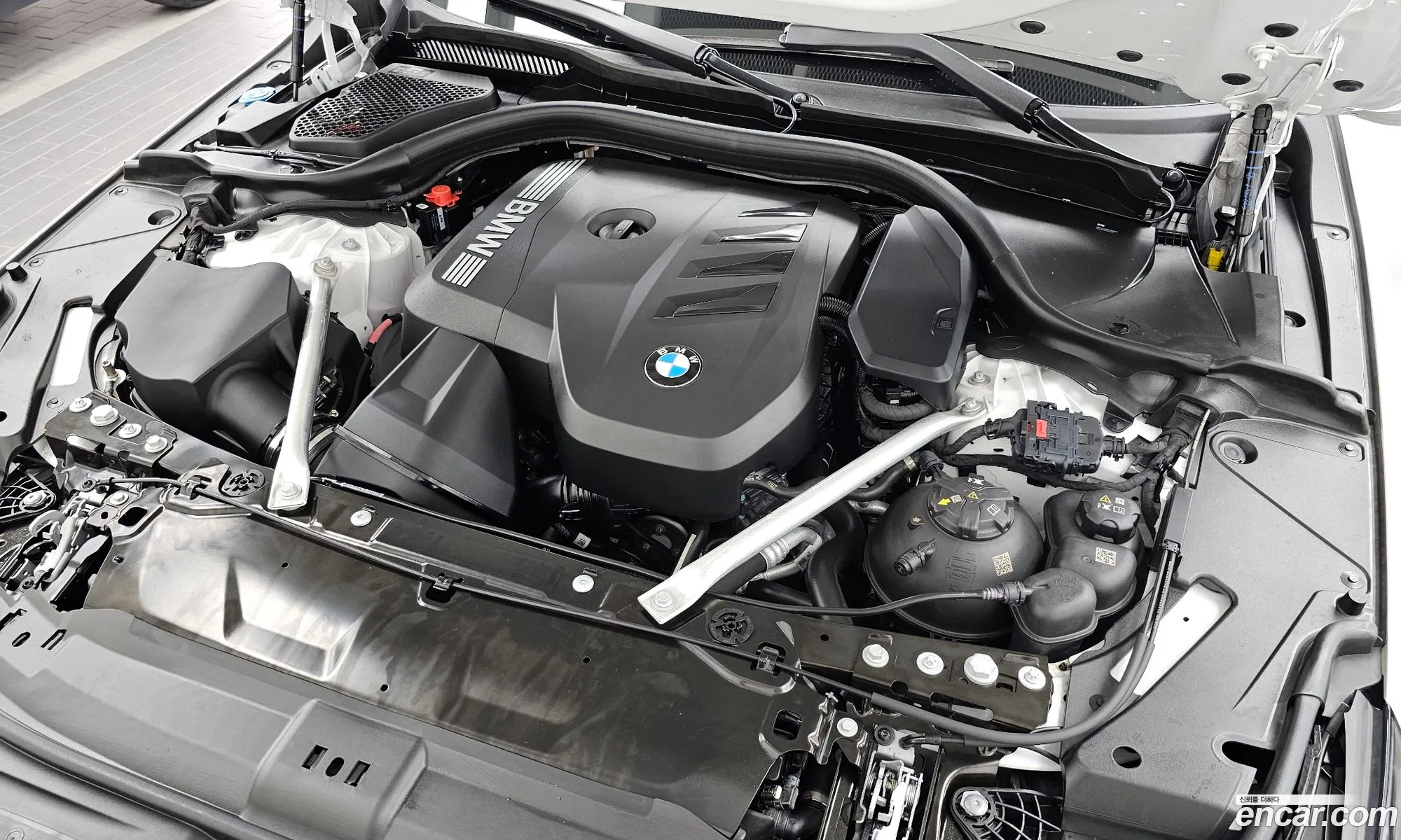 BMW 5 Series 2025 — 7