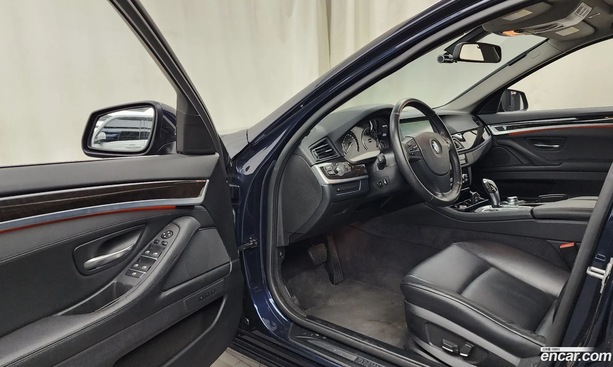 BMW 5 Series 2012 WBAXH3102DDX38515 — 2