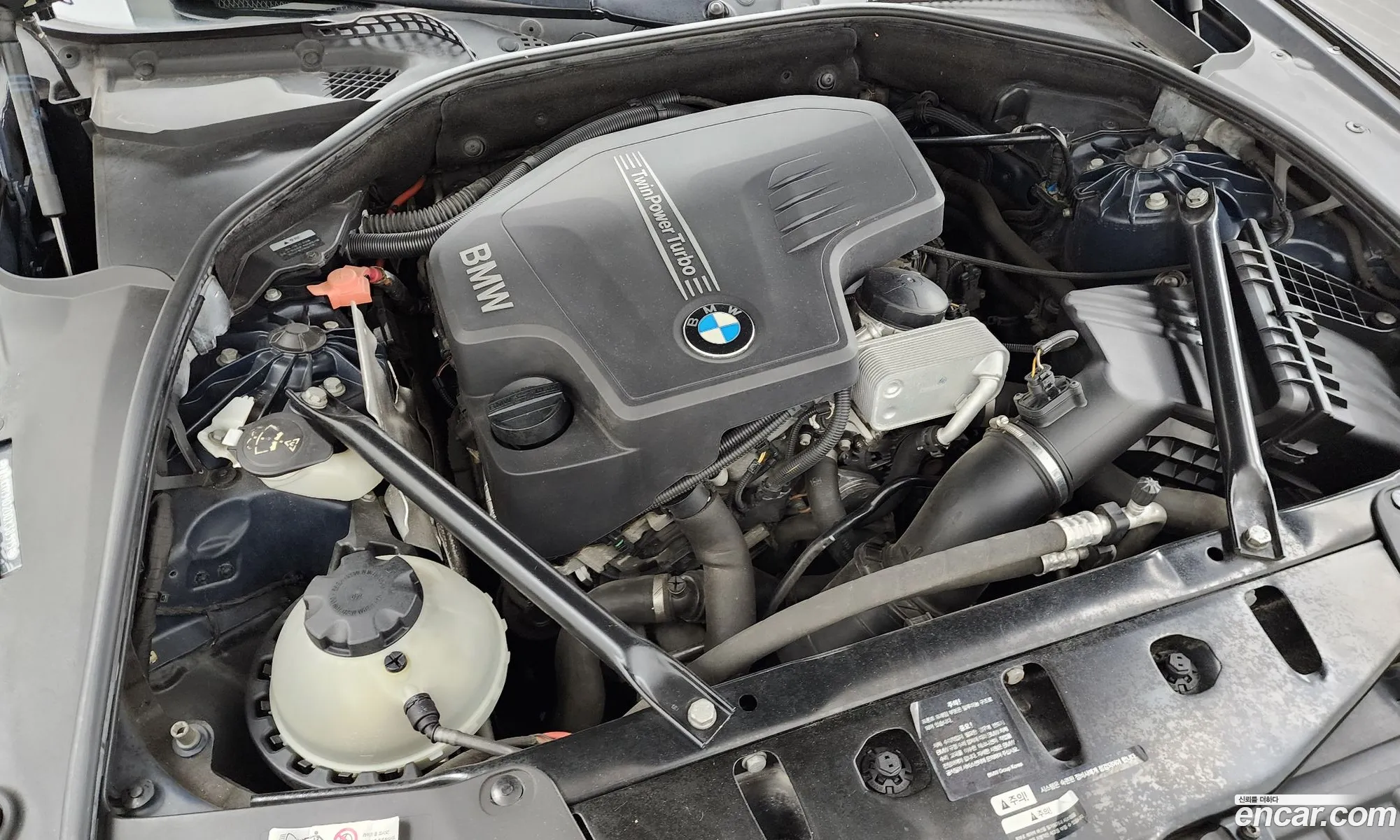 BMW 5 Series 2012 WBAXH3102DDX38515 — 5