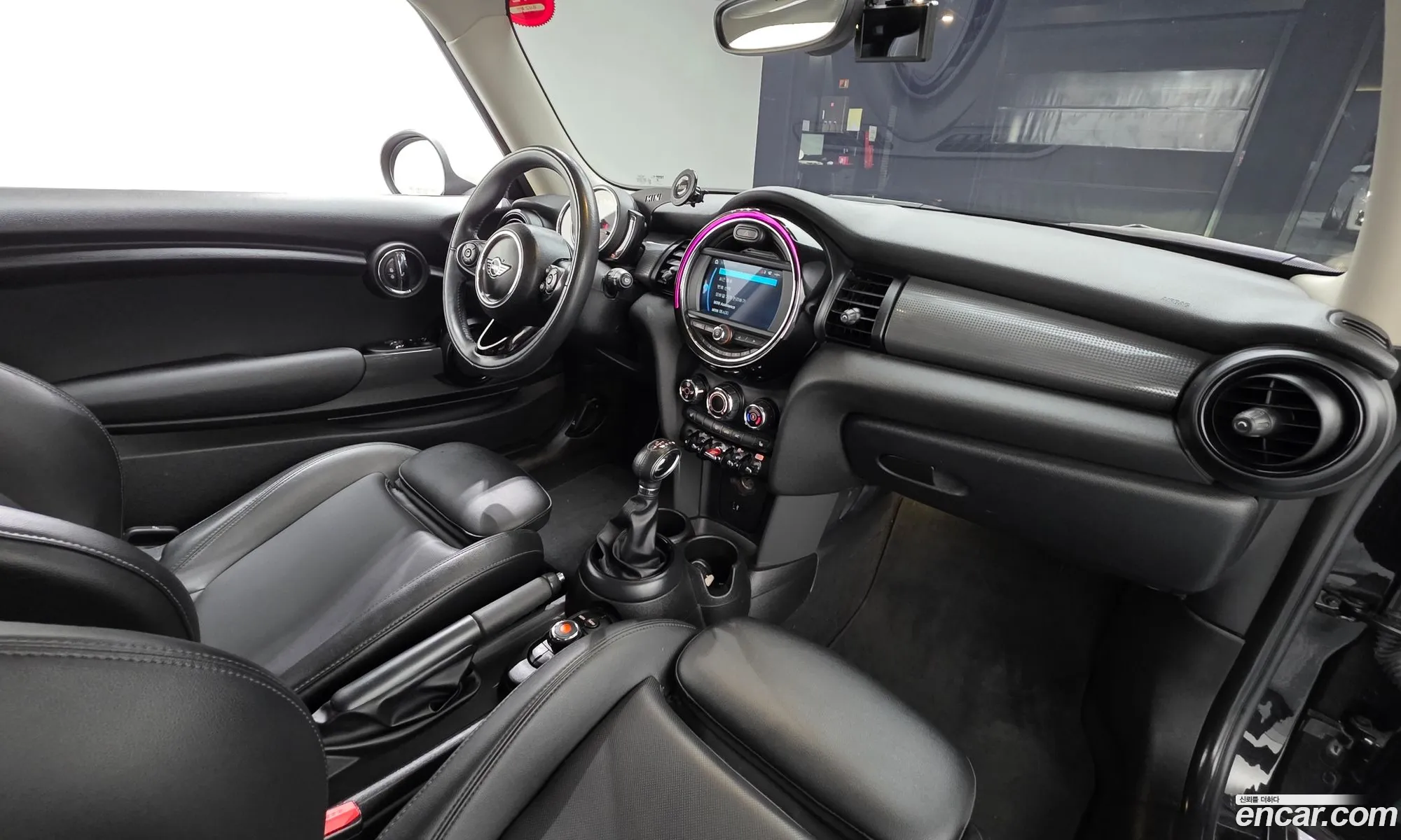 Mini Cooper 2018 WMWXP510XK2H39874 — 4