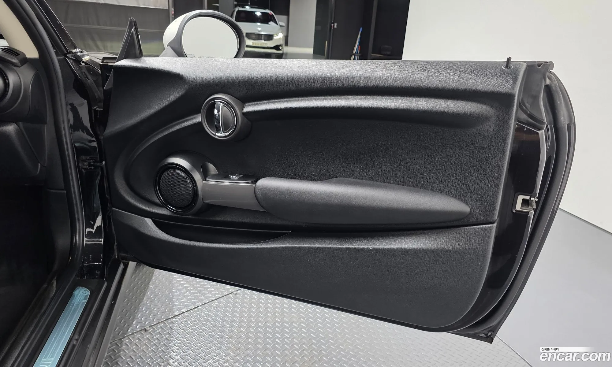 Mini Cooper 2018 WMWXP510XK2H39874 — 20
