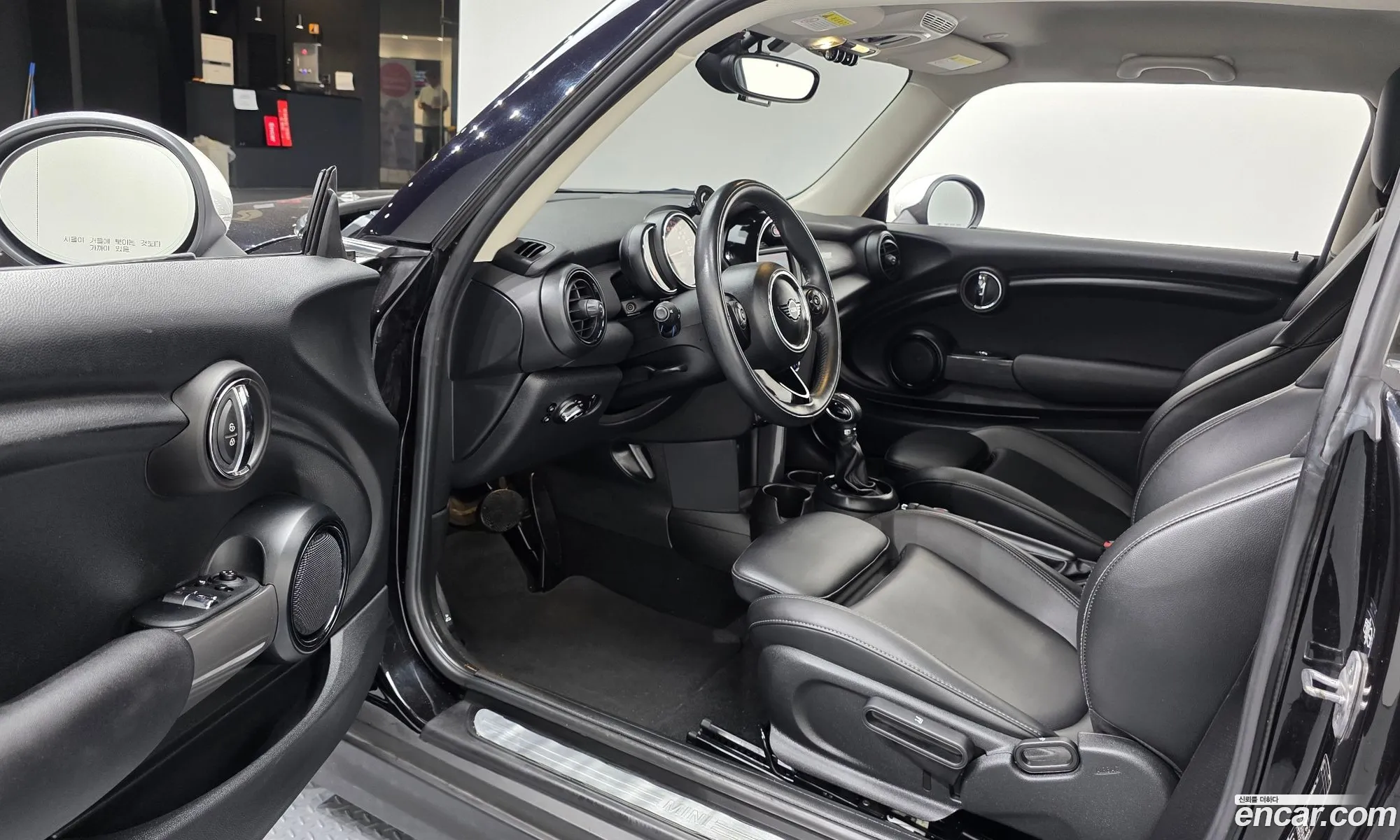 Mini Cooper 2018 WMWXP510XK2H39874 — 13