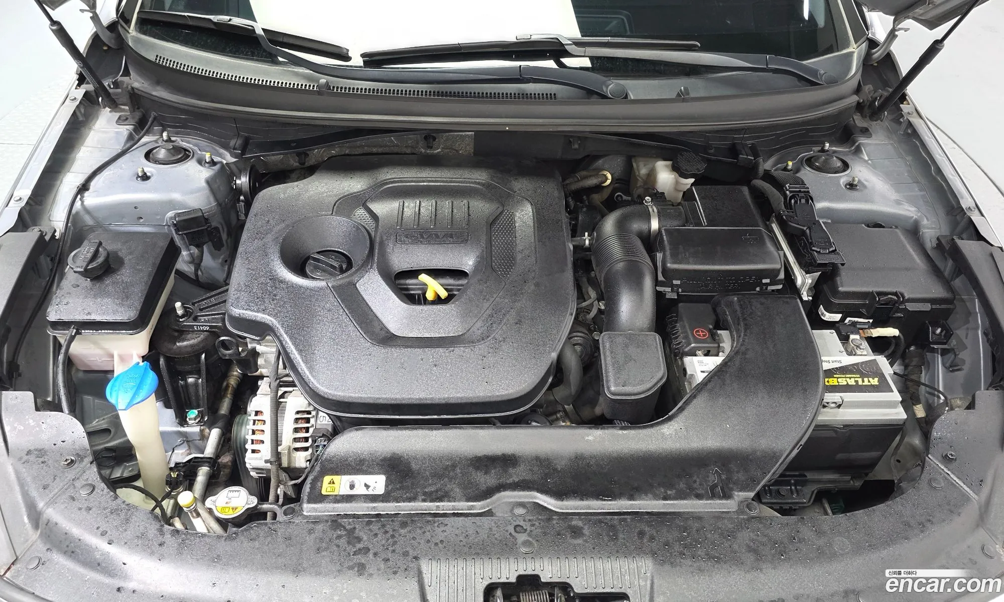 Hyundai LF Sonata 2016 — 32