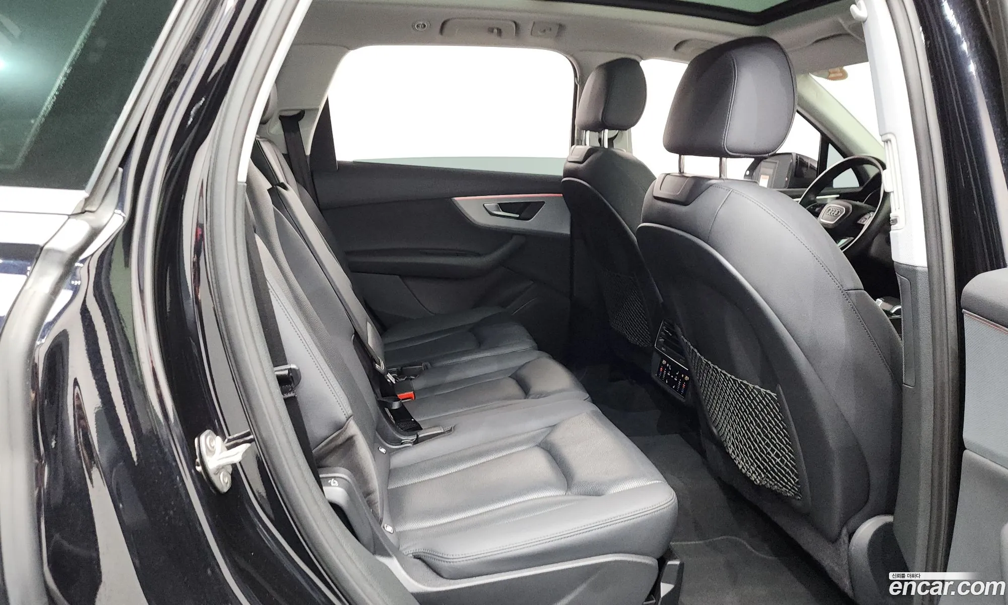Audi Q7 2021 WAUZZZ4M7MD029568 — 4