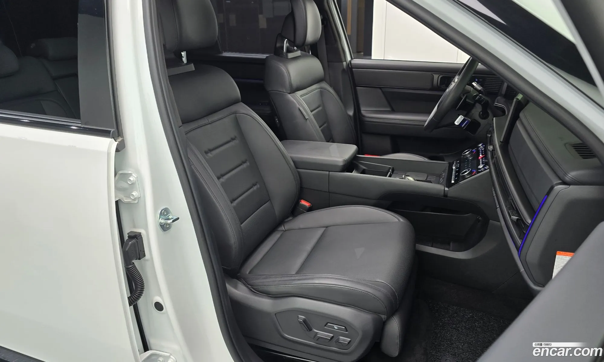 Hyundai Santa Fe 2024 — 24