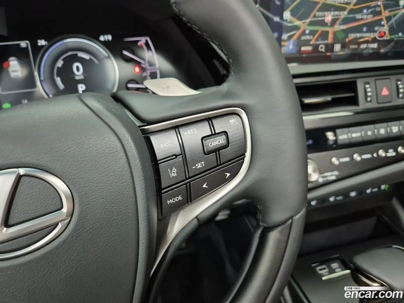 Lexus ES300h 7th Gen 2026 — 13