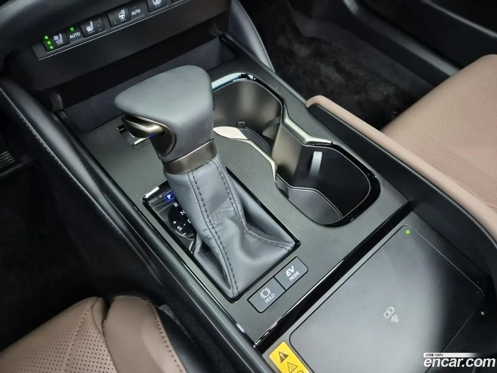 Lexus ES300h 7th Gen 2026 — 16