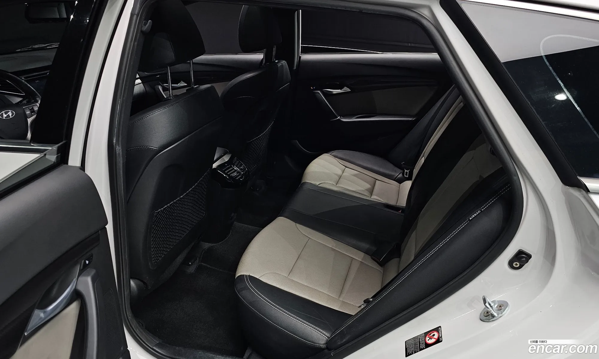 Hyundai i40 2016 — 18