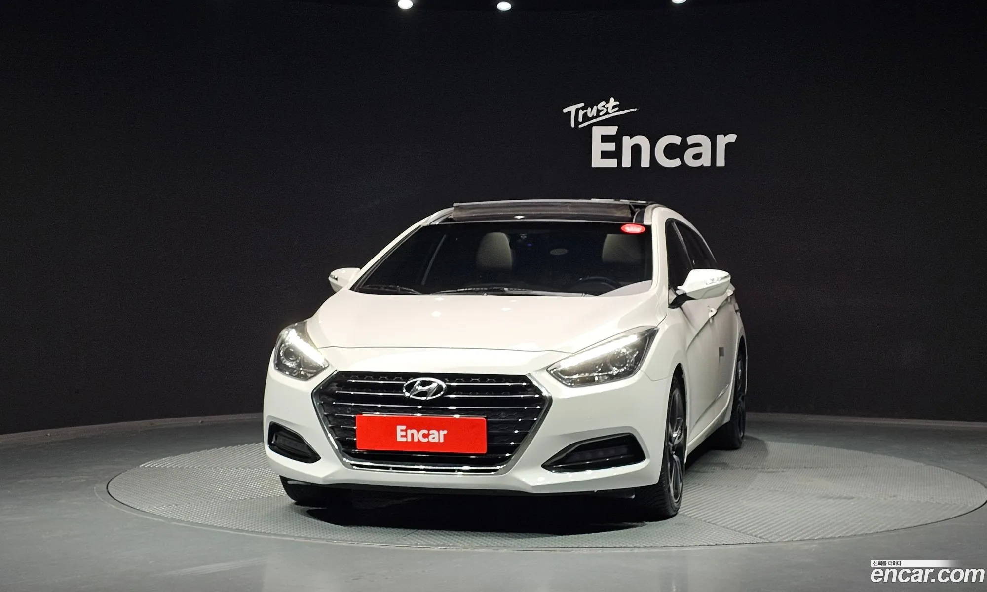 Hyundai i40 2016 — 16