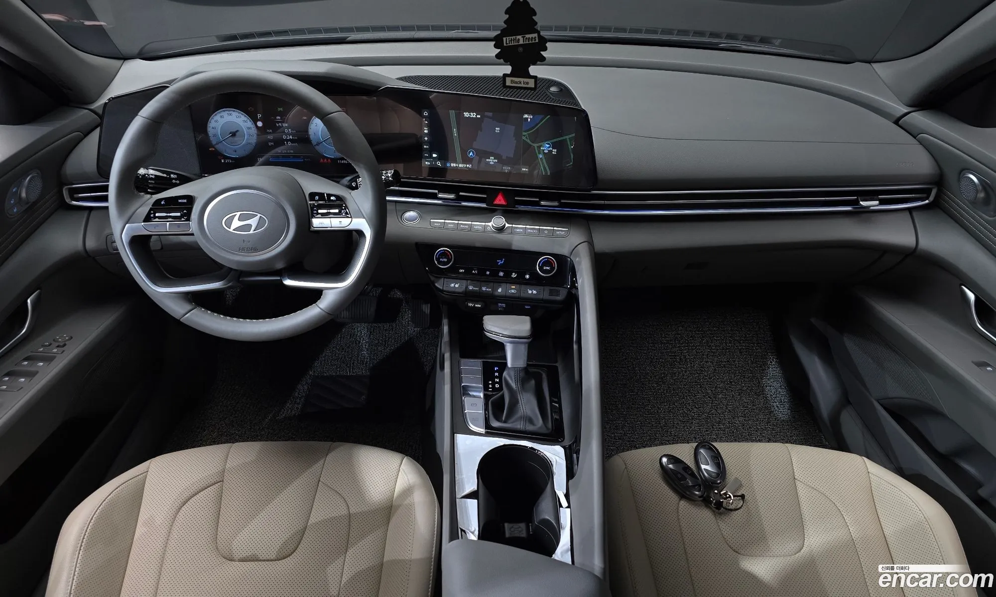 Hyundai Elantra 2025 — 19