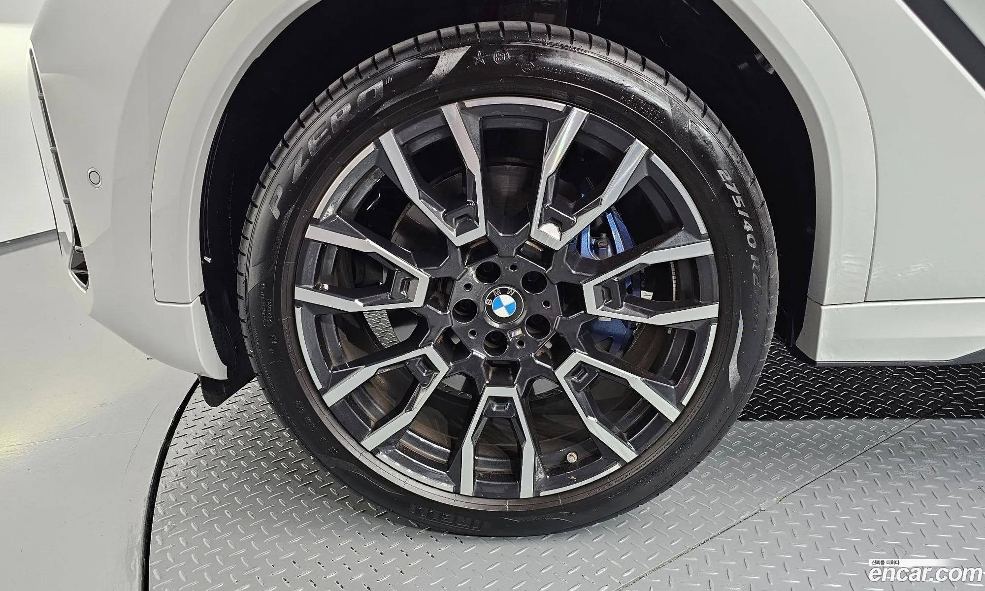 BMW X6 2025 — 18