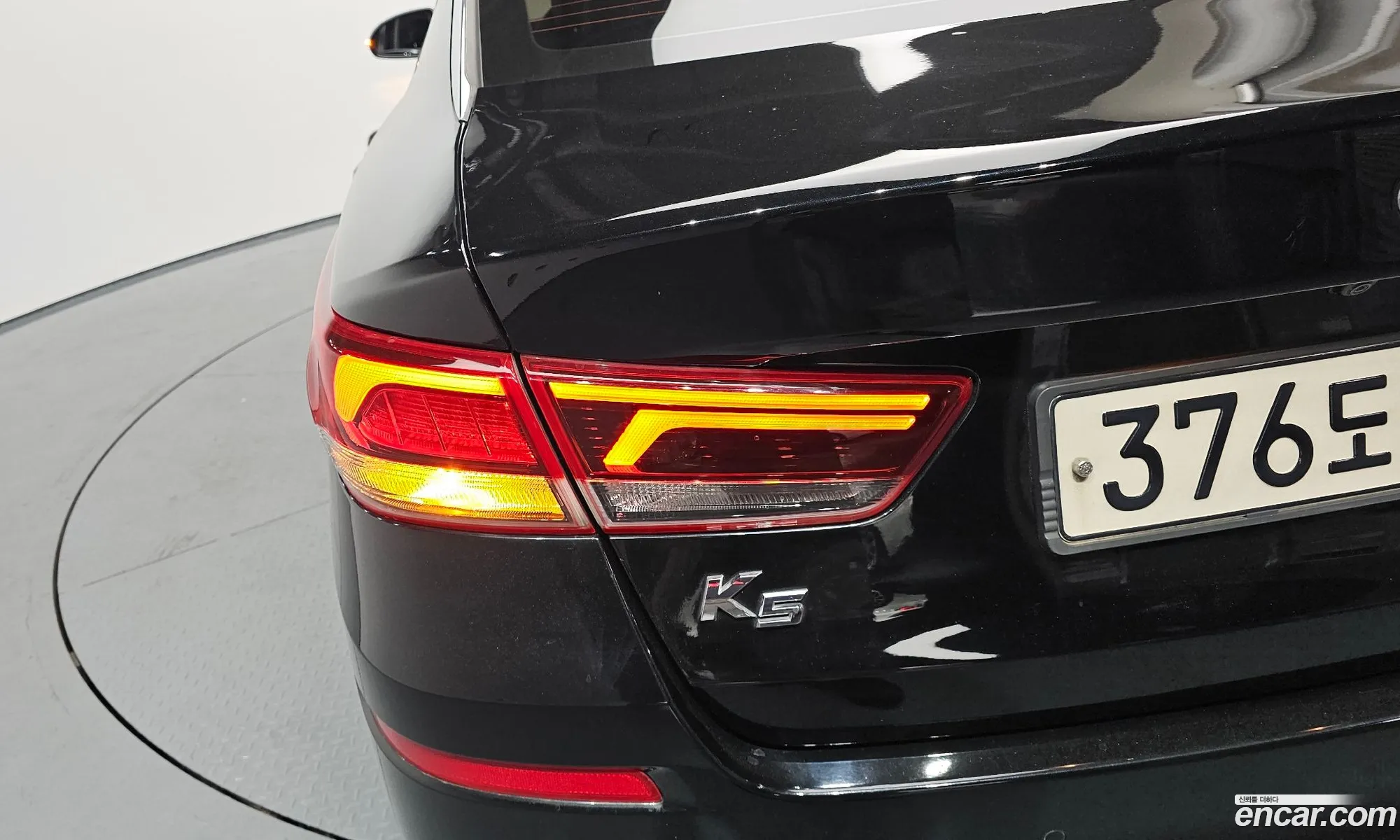Kia K5 2019 KNAGT411BLA354841 — 19
