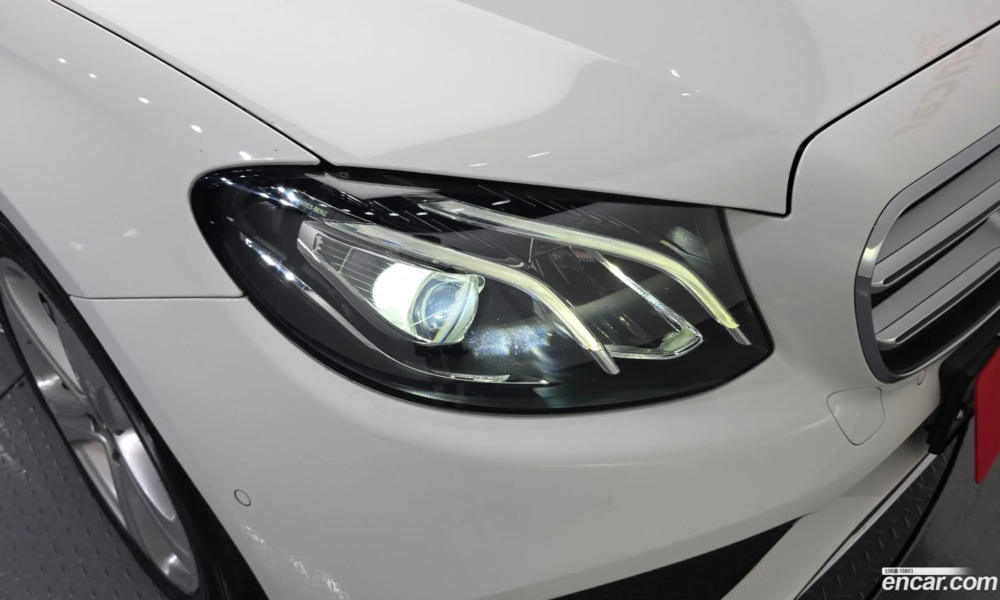 Mercedes-Benz E-Class W213 2018 — 14