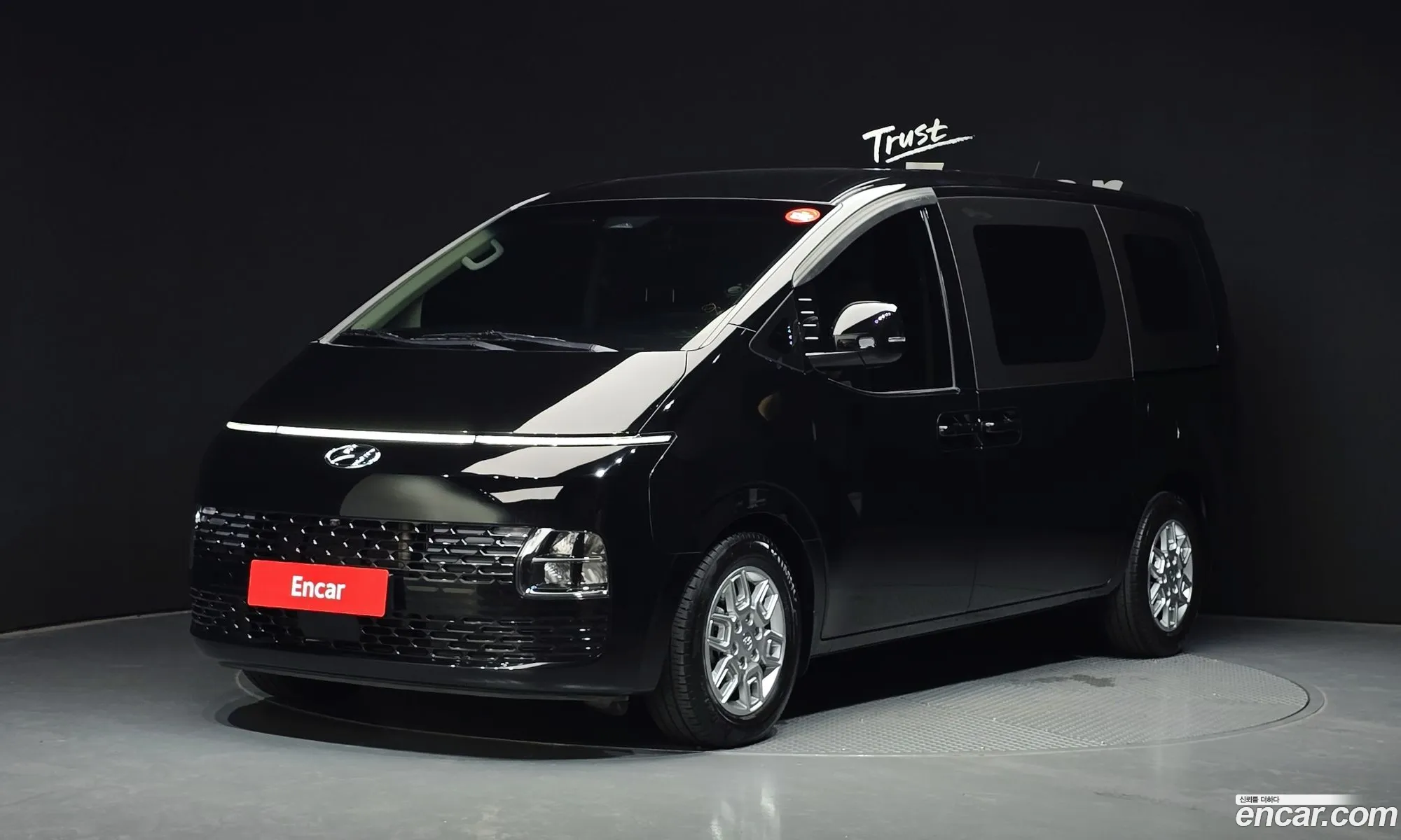 Hyundai Staria 2022 KMFYDX71BPU083079 — 11