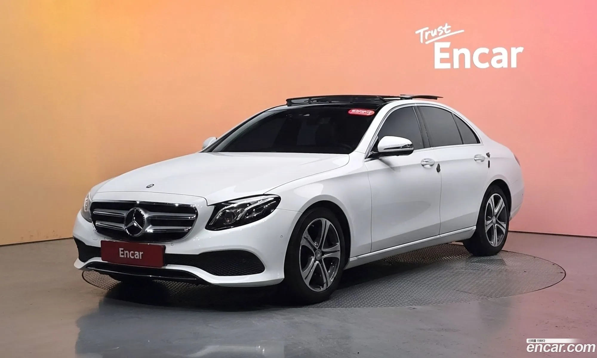 Mercedes-Benz E-Class W213 2016 WDDZF4JB0HA044007 — 26