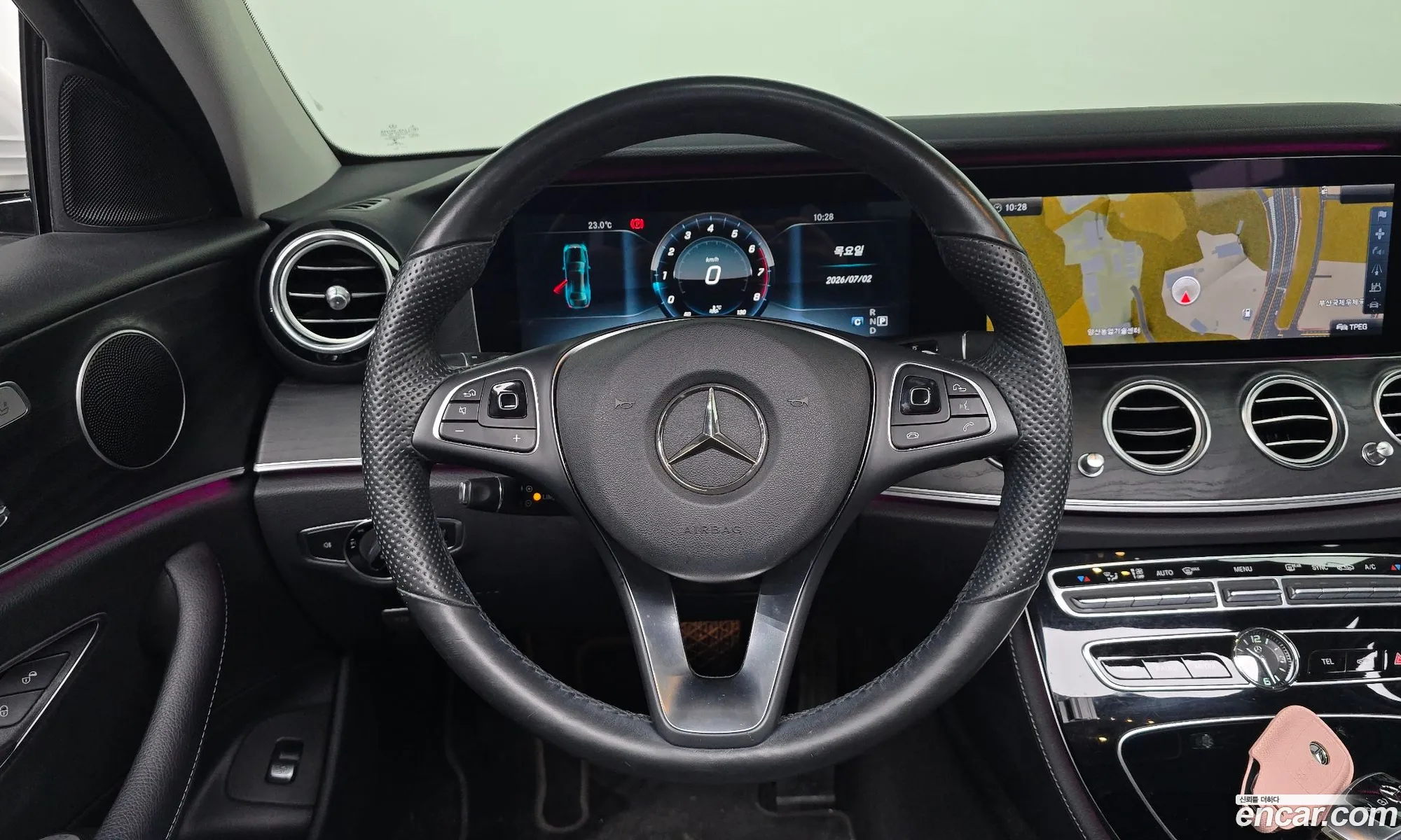Mercedes-Benz E-Class W213 2016 WDDZF4JB0HA044007 — 22