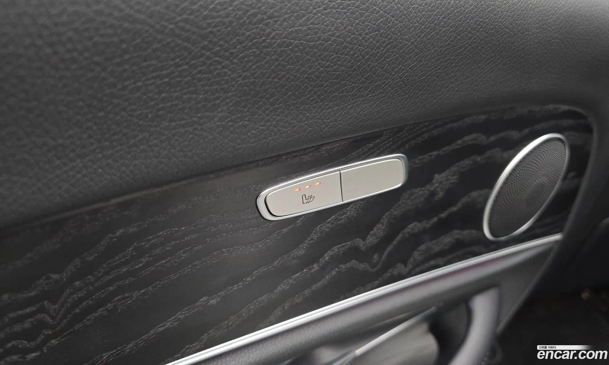 Mercedes-Benz E-Class W213 2016 WDDZF4JB0HA044007 — 11
