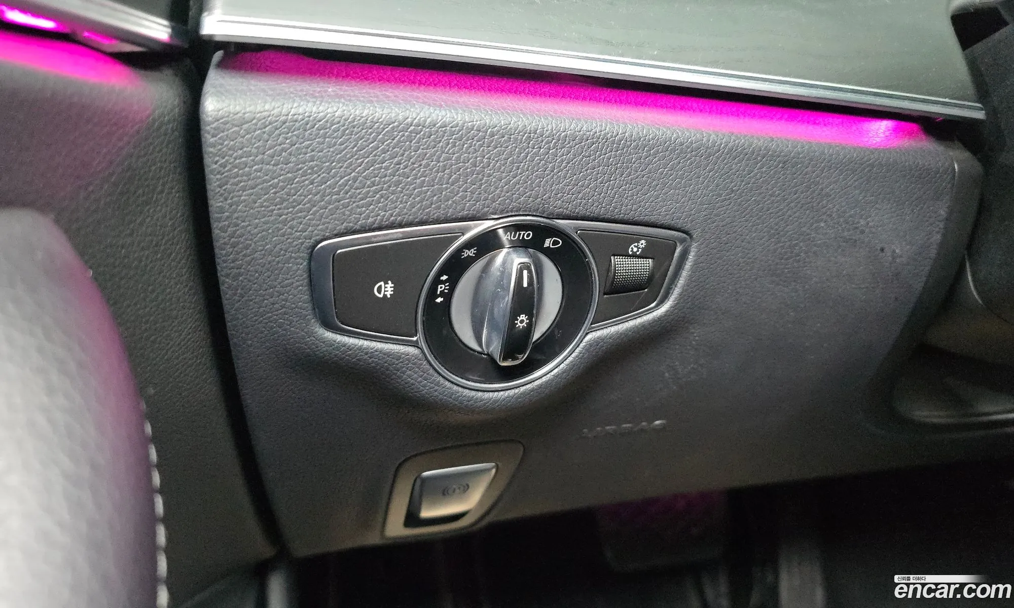 Mercedes-Benz E-Class W213 2016 WDDZF4JB0HA044007 — 4